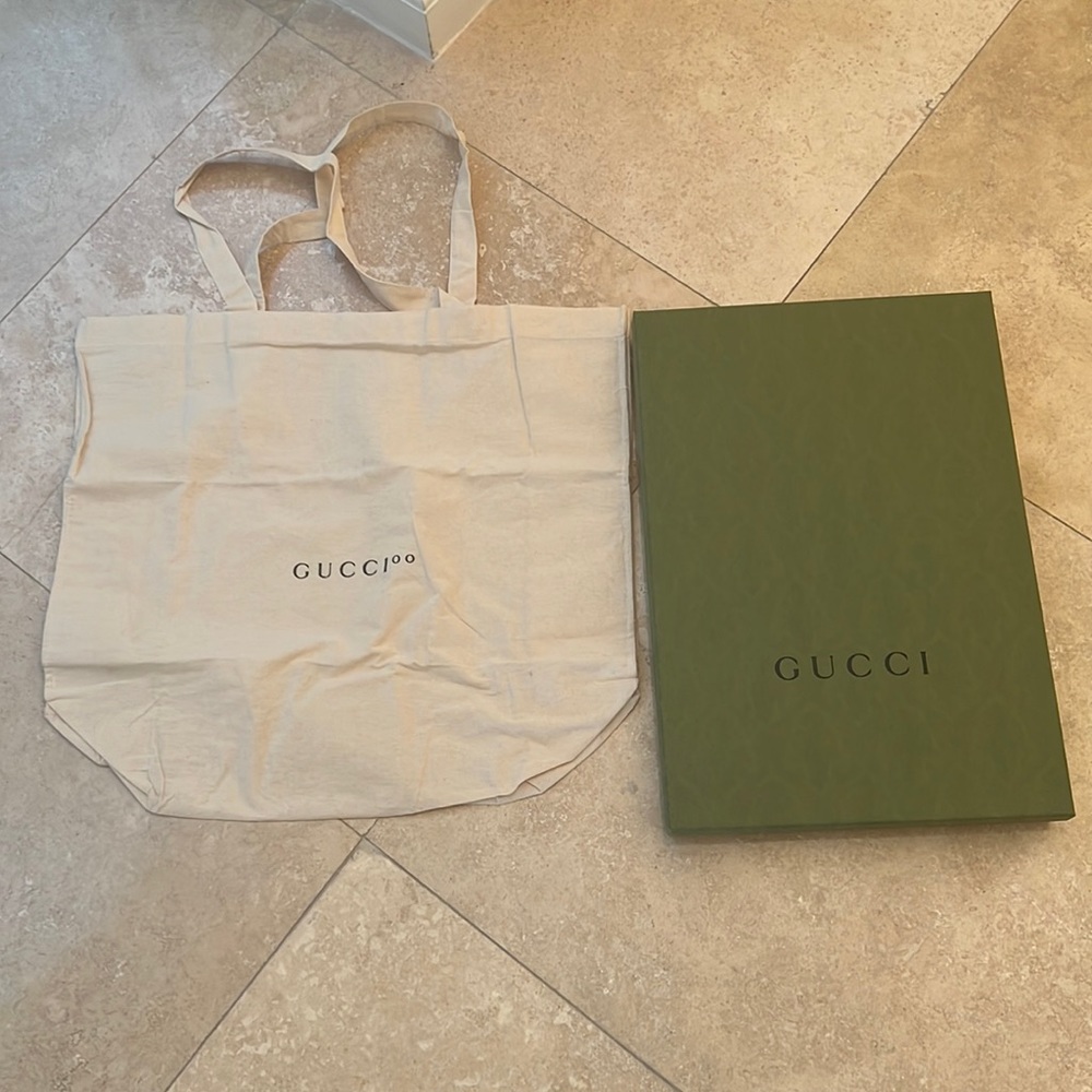 Gucci Box And Reusable Canvas Bag - image 1